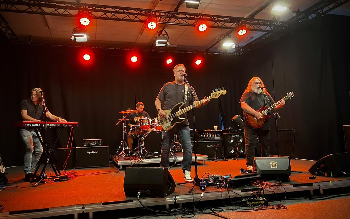 Rocklabband.jpg