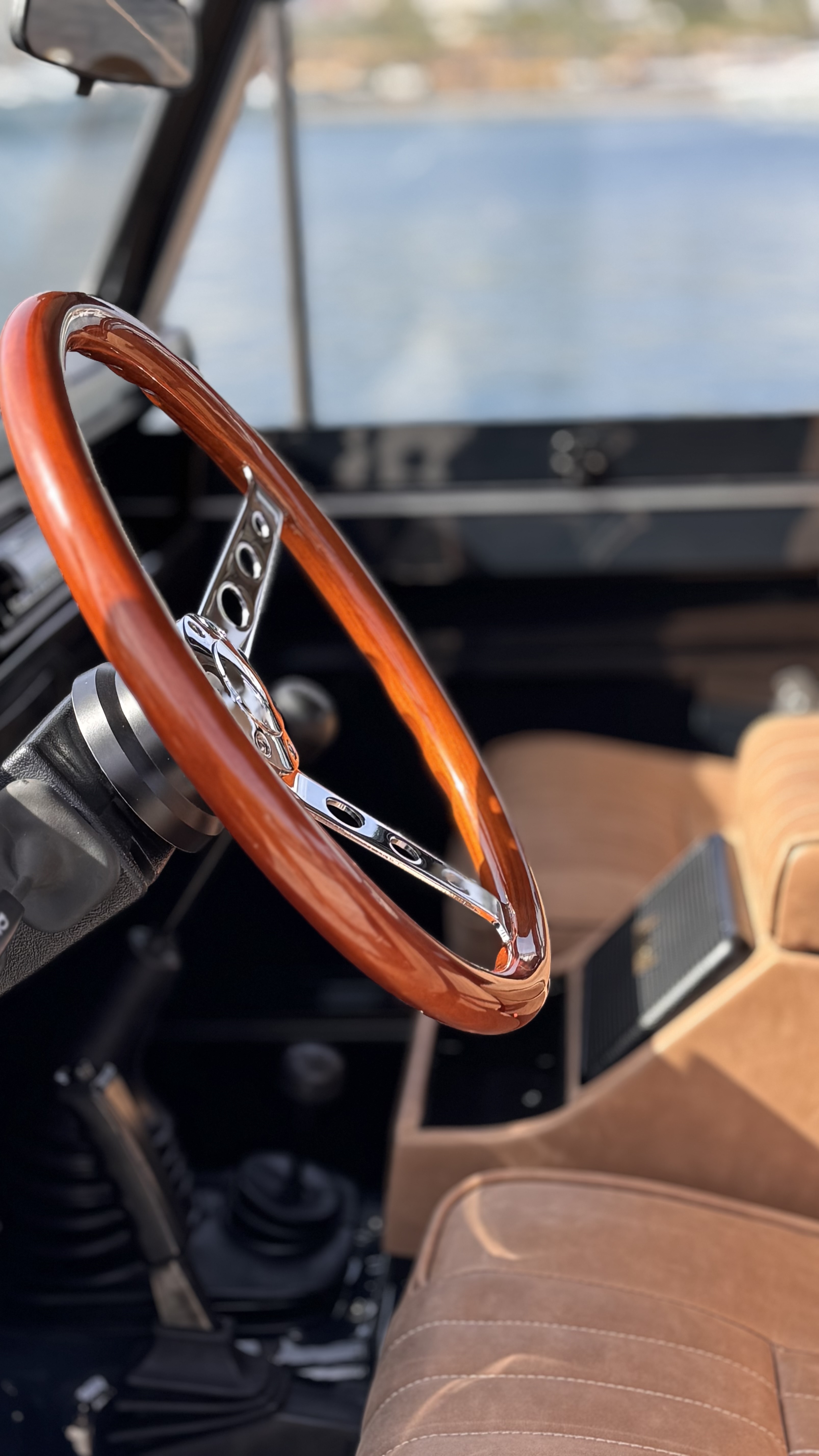 Moradi Customs restoration build