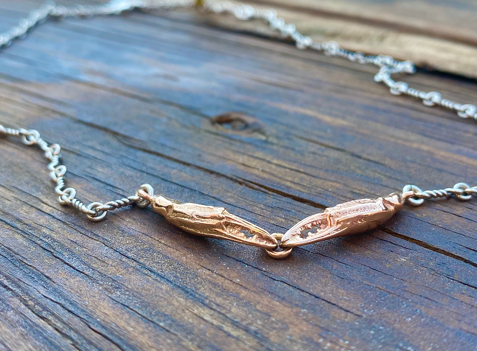 Hold My Claw Necklace