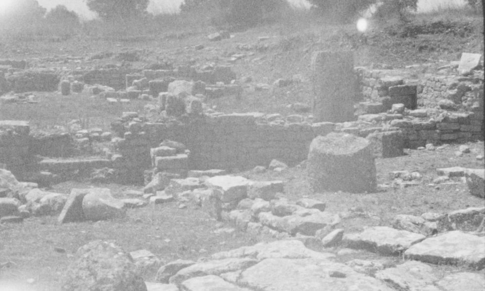 MEMÓRIAS ENCONTRADAS NUMA BANHEIRA
