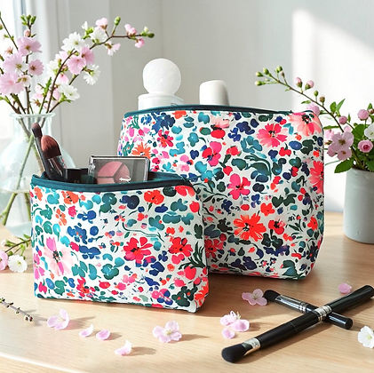 Trousse toilette fleurs des champs.jpg