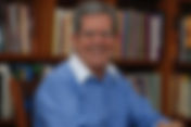 Católicos podem e devem participar da política para servir o povo, assinala Prof. Felipe Aquino