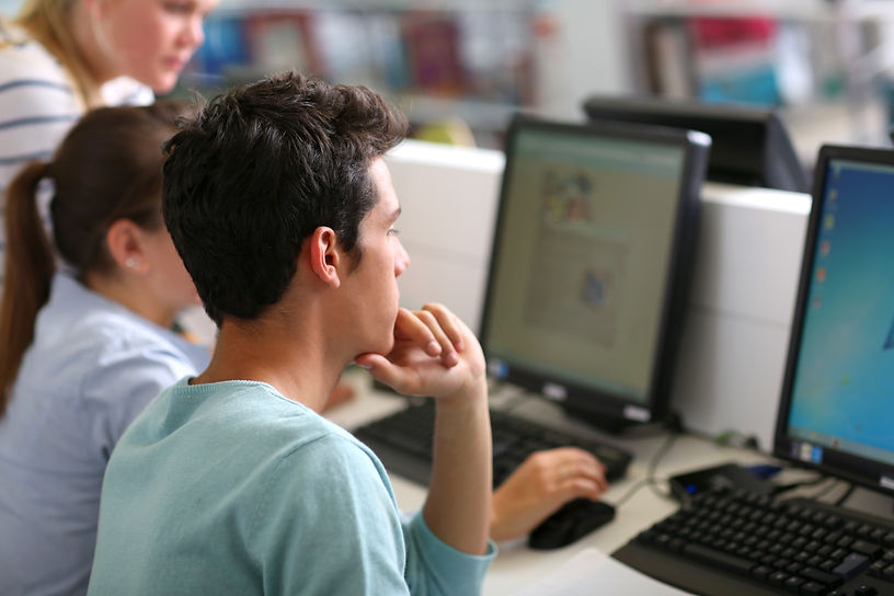 Jeuncomm spécialiste des formations commerciales - Préparation aux examens