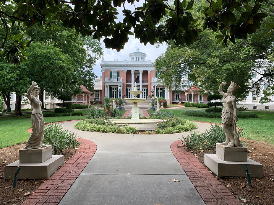 Fountain in front of the mansion