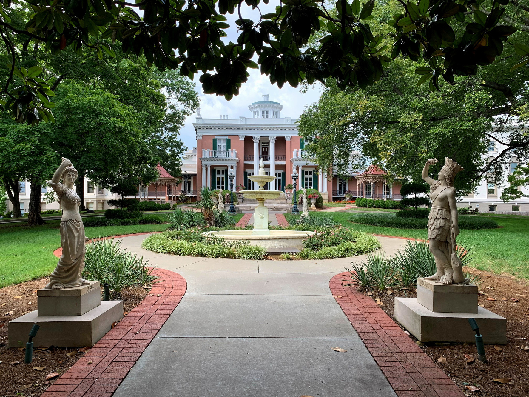 Screenshot or Official Image for belmontmansion.com - Belmont Mansion | A Historic Destination in the Heart of Nashville