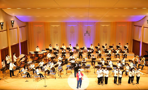 2022定演_本番 (311)_edited.jpg