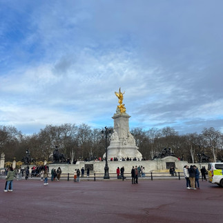 monument similar to a statute and a big empty street