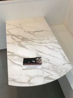 Table en Céramique Dekton