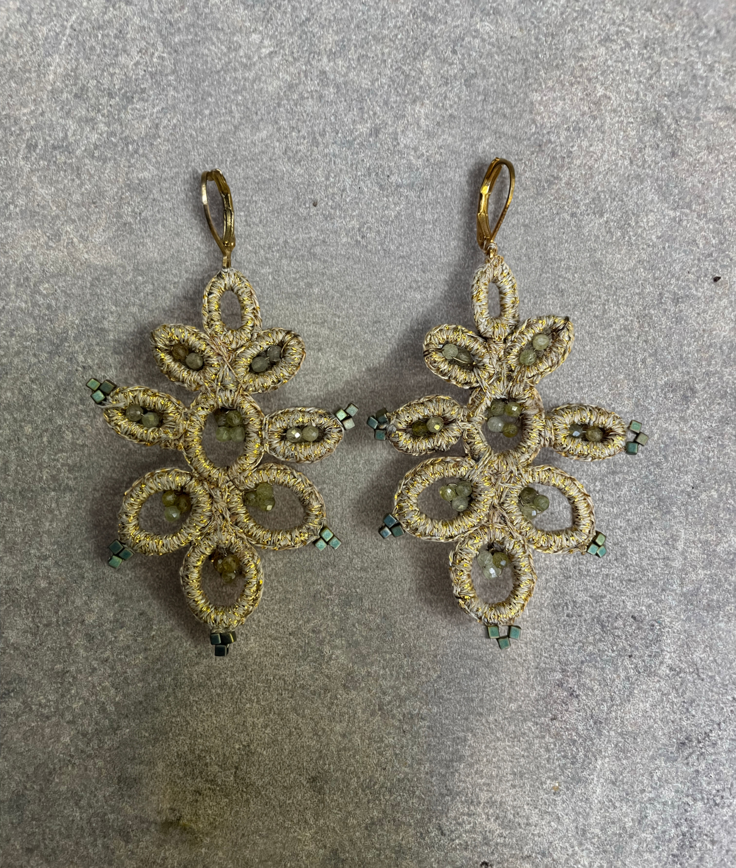 Aros tejidos light green