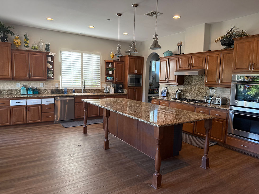 kitchen-cabinet-refinishing-Valley Center-before1