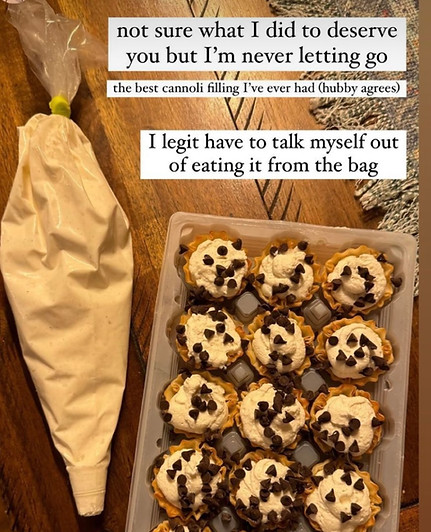 Cannoli shells and cream