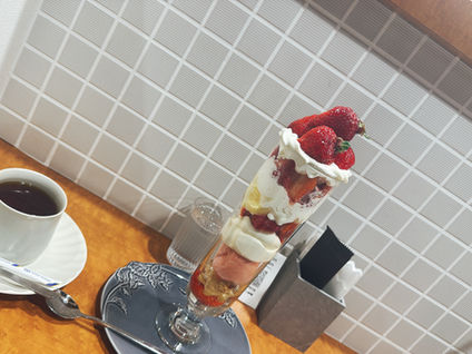 The Spoon パフェ専門店 Parfait speciality shop & ICE CREAM☆福岡県福岡市中央区にある「カフェ・喫茶」さん♪
