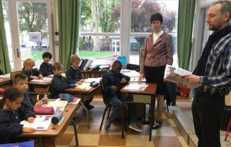 Une rentrée au collège hors contrat du Blanc-Mesnil.
