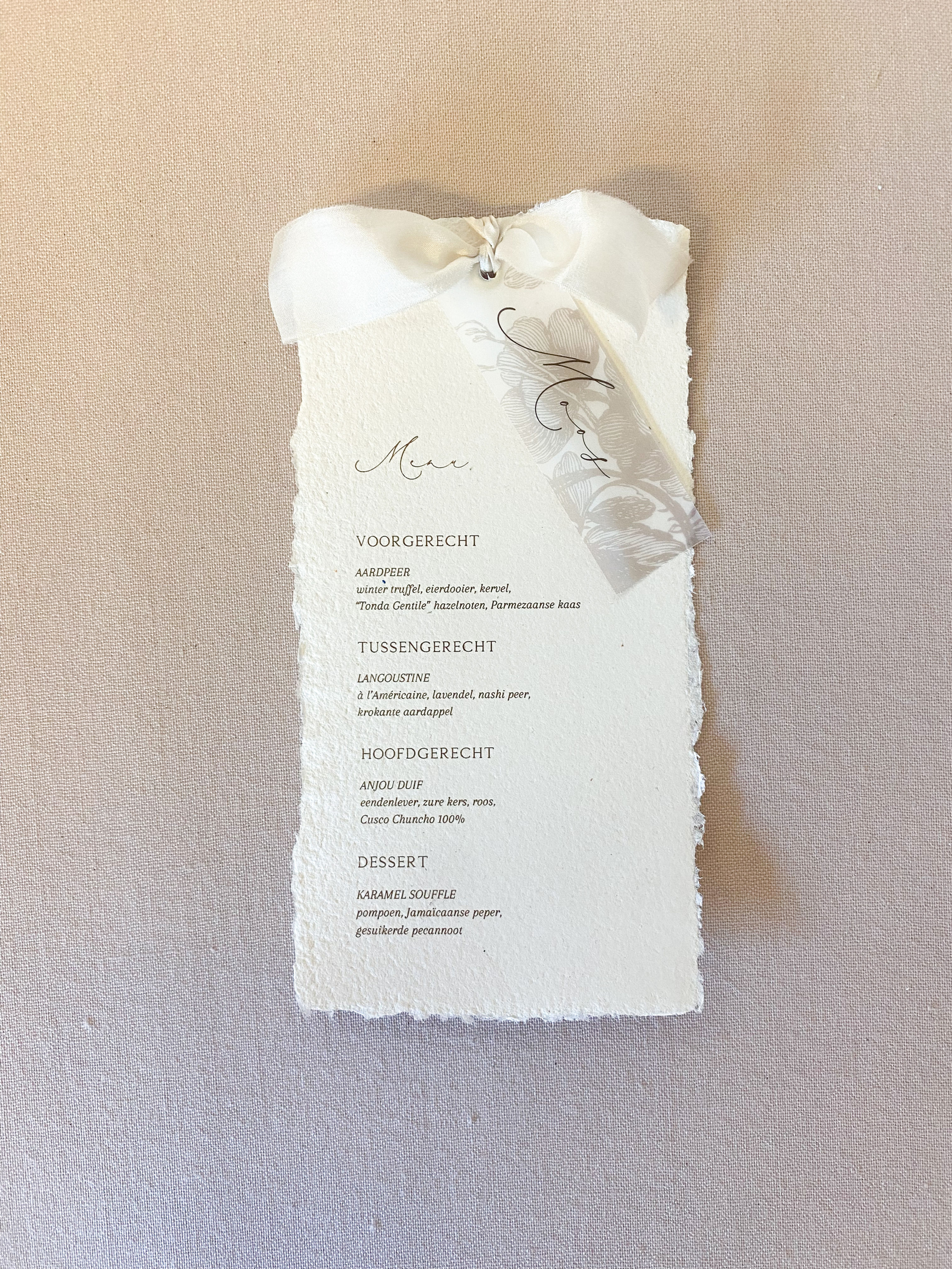 Menukaart Aphrodite met plaatskaartje