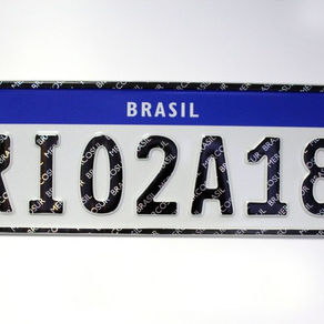 Projeto estabelece regras para a troca de placas de carro