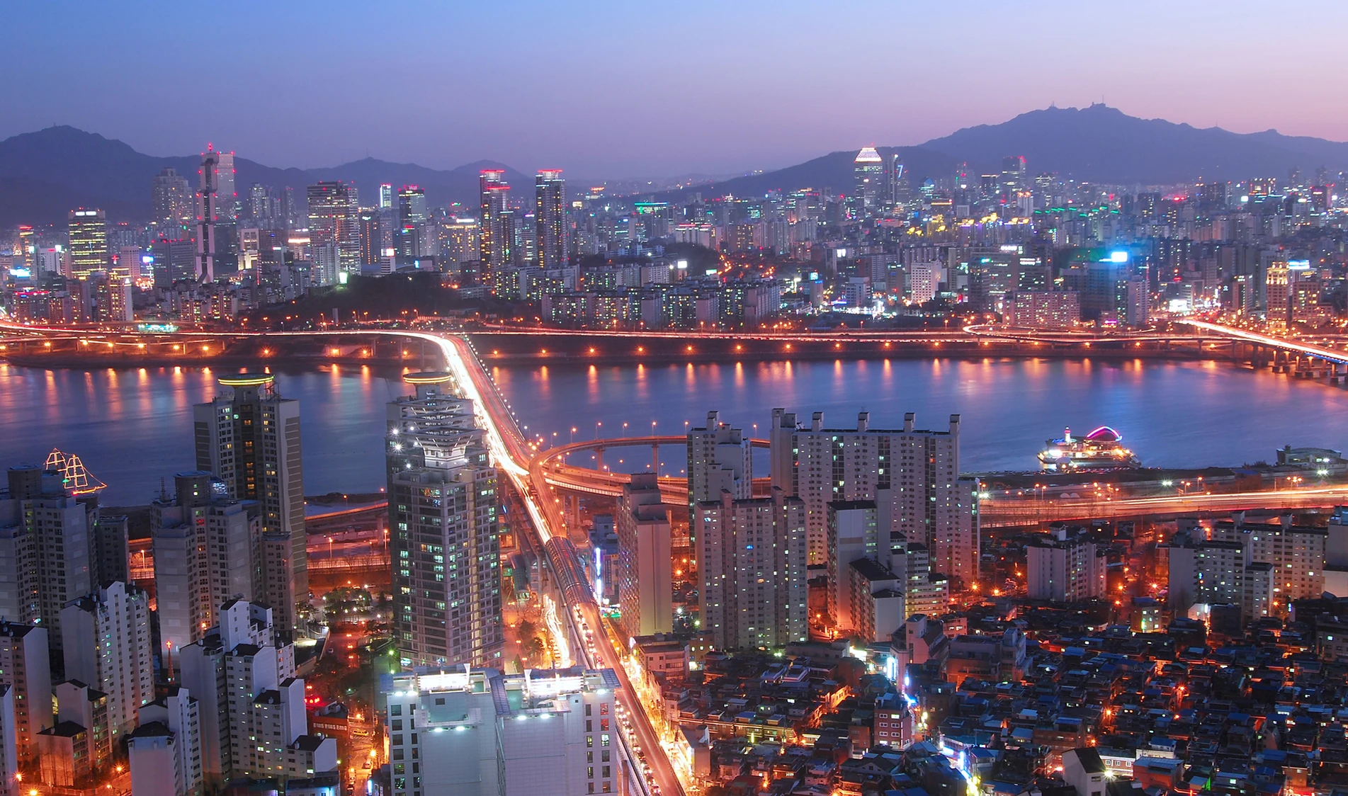 About us | Qianhong Communication