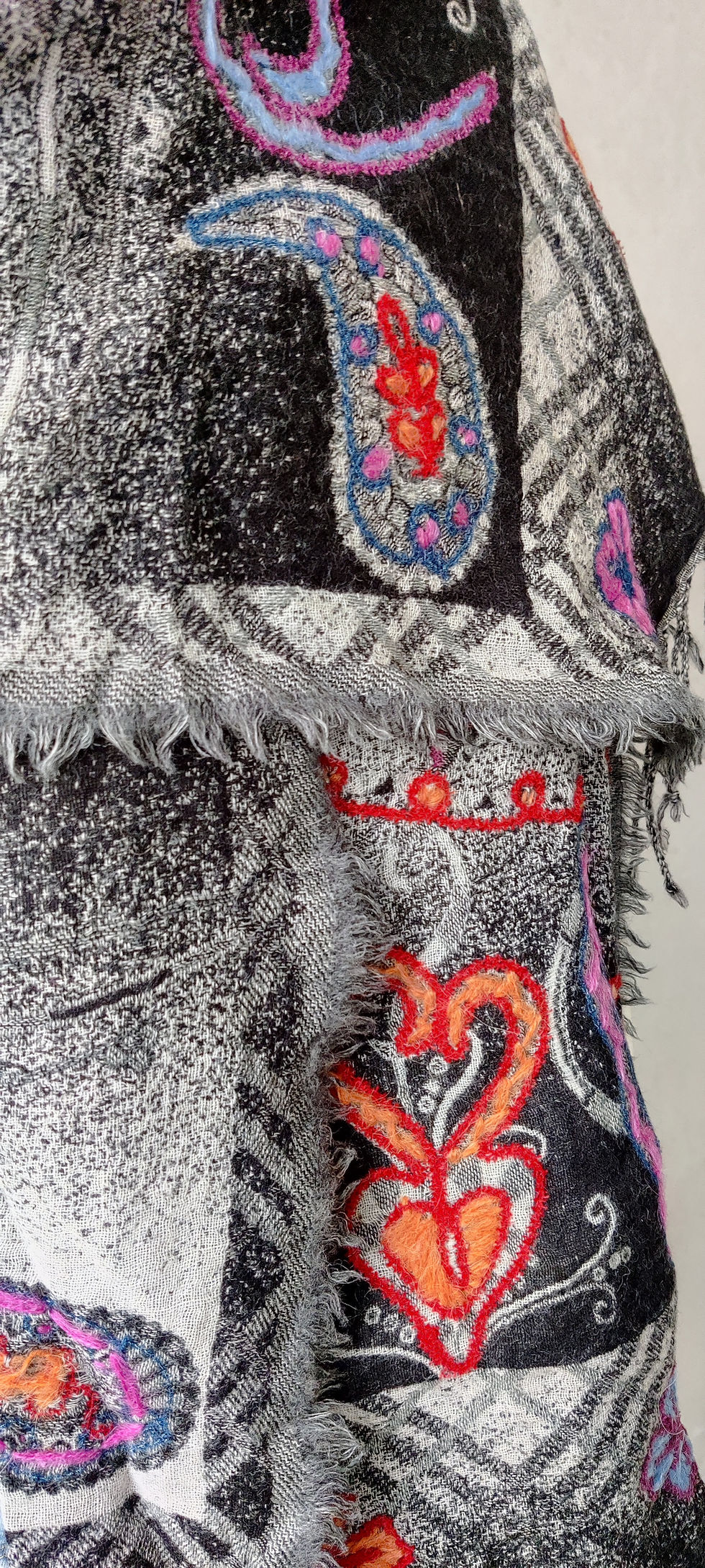 Thumbnail: Wollen shawl