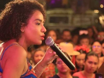 Lívia Duarte aciona Ministério Público e pede investigação sobre número de vagas e distribuição de concurso da Seduc