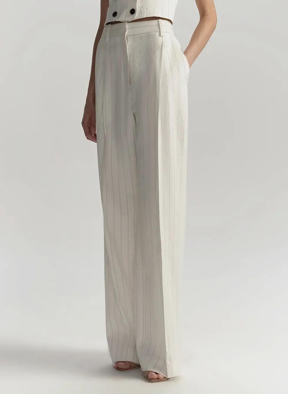 תמונה ממוזערת: ALC - Winston Linen Pinstripe Pant in Pearl/Brown