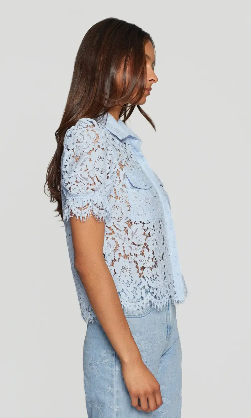 תמונה ממוזערת: 1390 GENERATION LOVE - Mina Lace Shirt in Light Blue