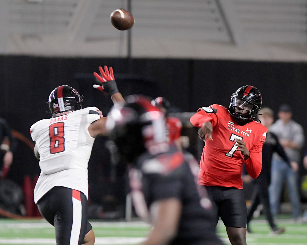 Texas Tech Defensive Line Applies Pressure