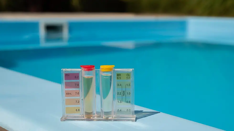 Pool water testing: pH, alkalinity, chlorine