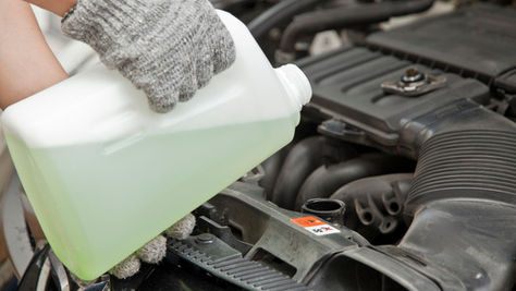 When and How You Should Maintain These 5 Vehicle Fluids