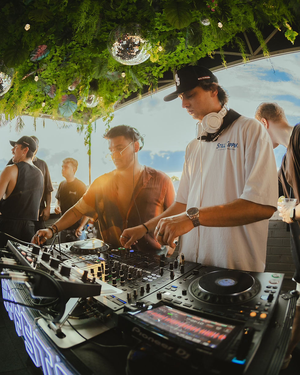 Open Decks DJ Night