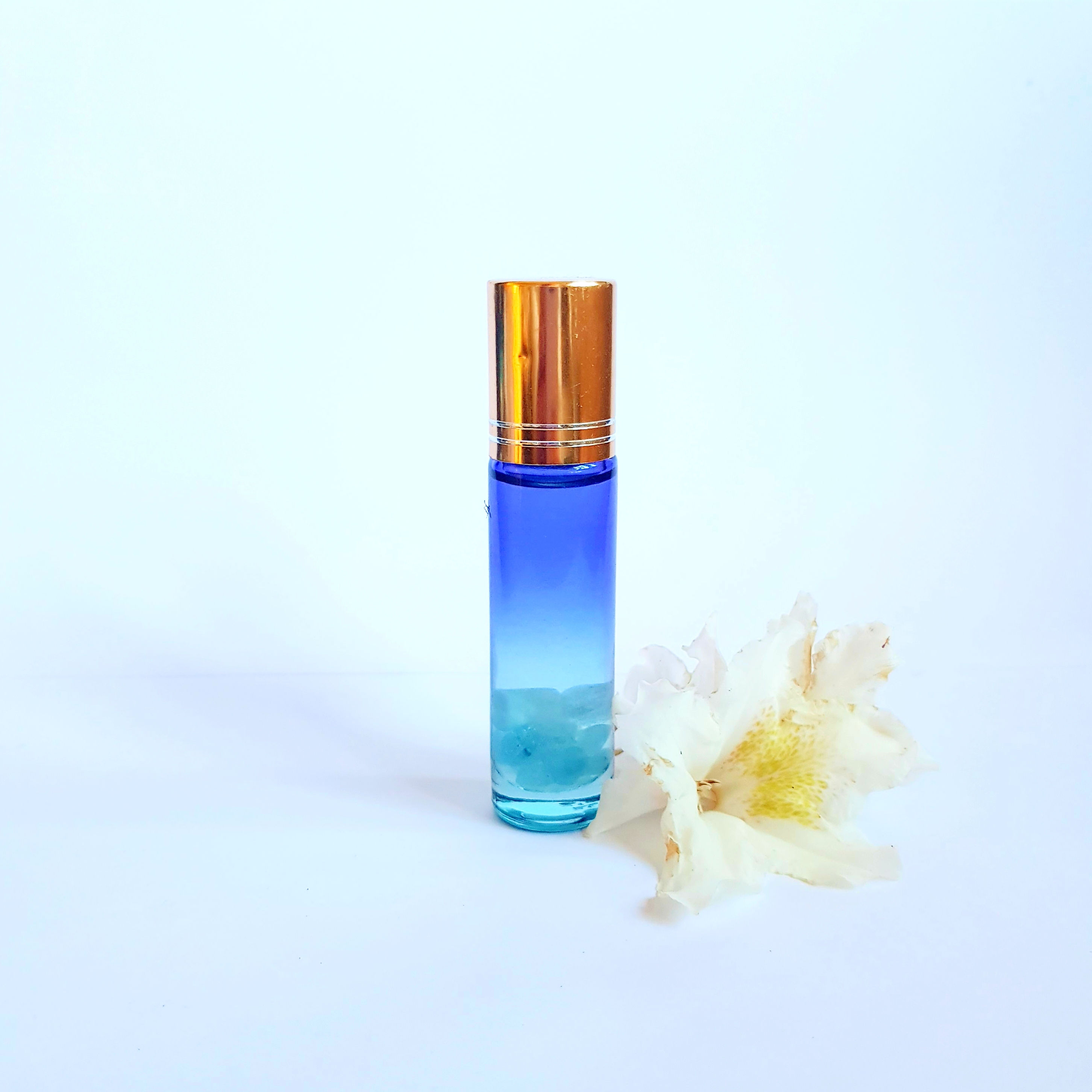 CALM 100% Natural Essentials oil with gemstones