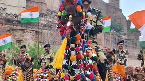 Rajputana-Style Celebration of Independence by BSF Rajasthan Jawans