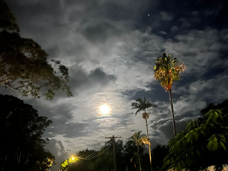 The thoughts behind La.moon