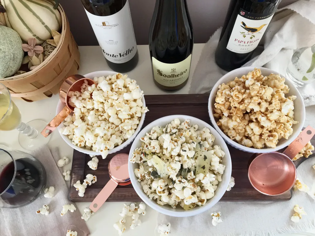 Holiday Popcorn & Wine Tasting Event!
