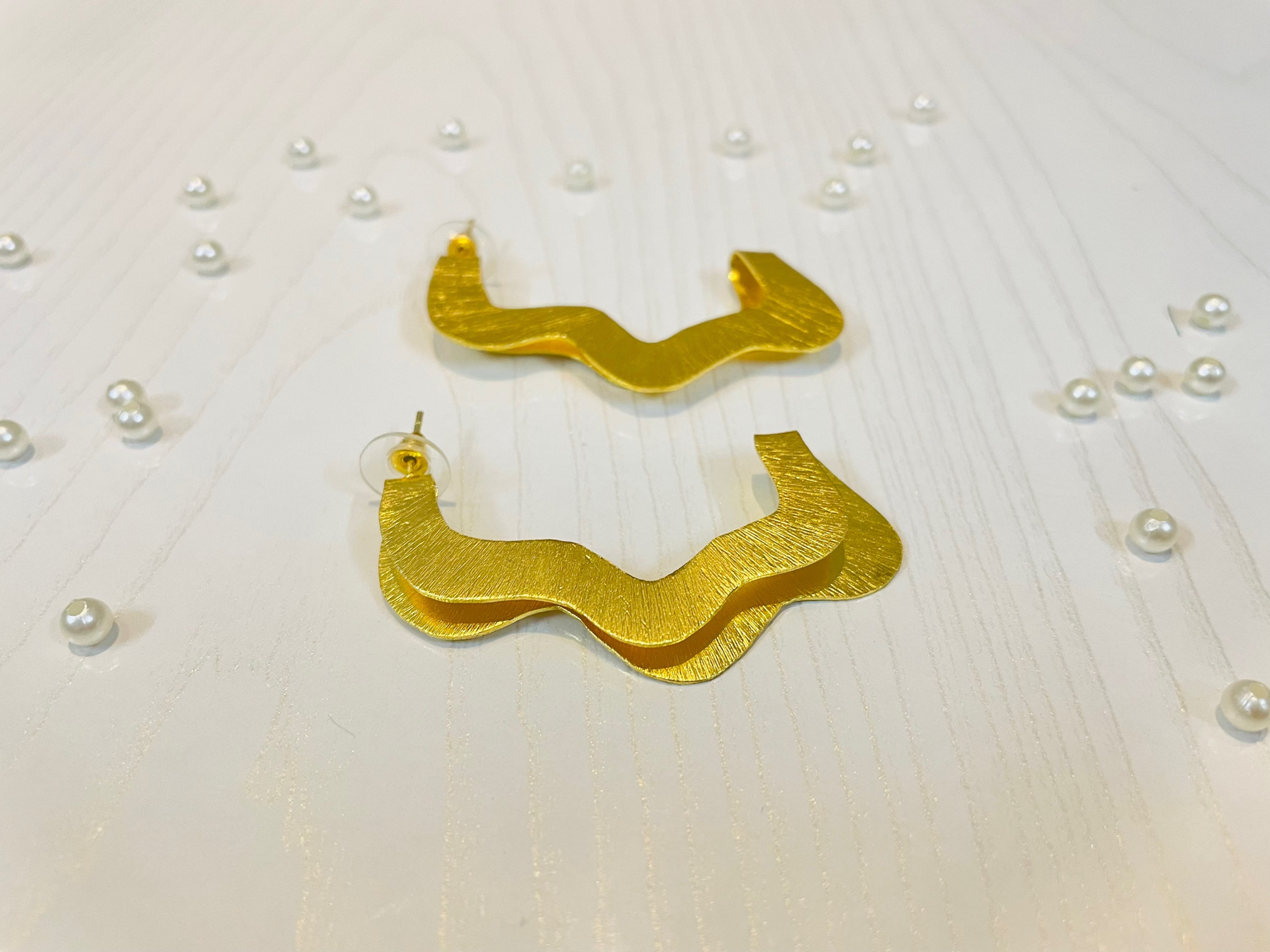 CURVY WAVES EARRINGS