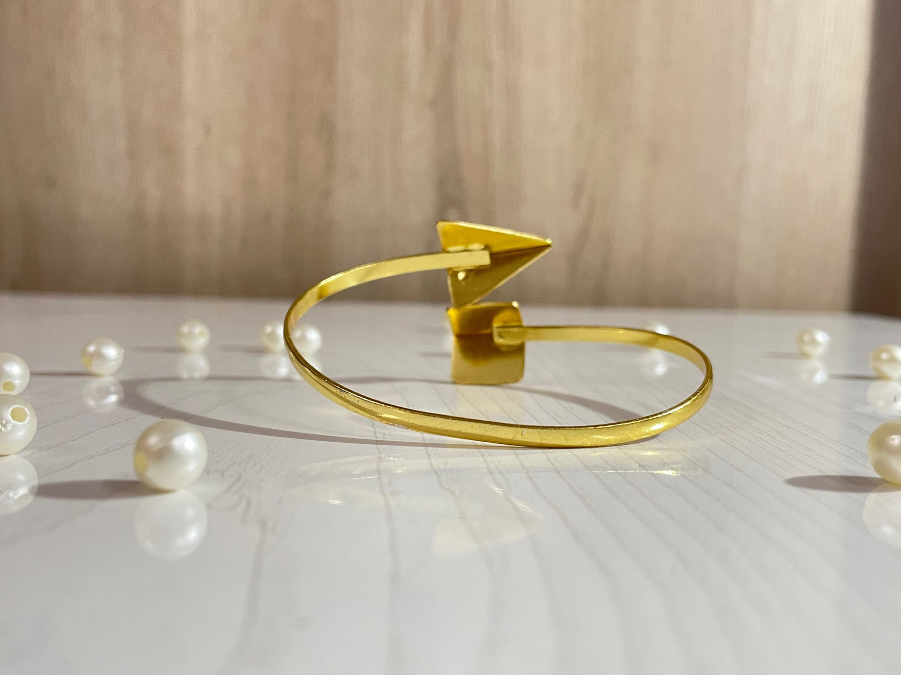 ARROW BRACELET