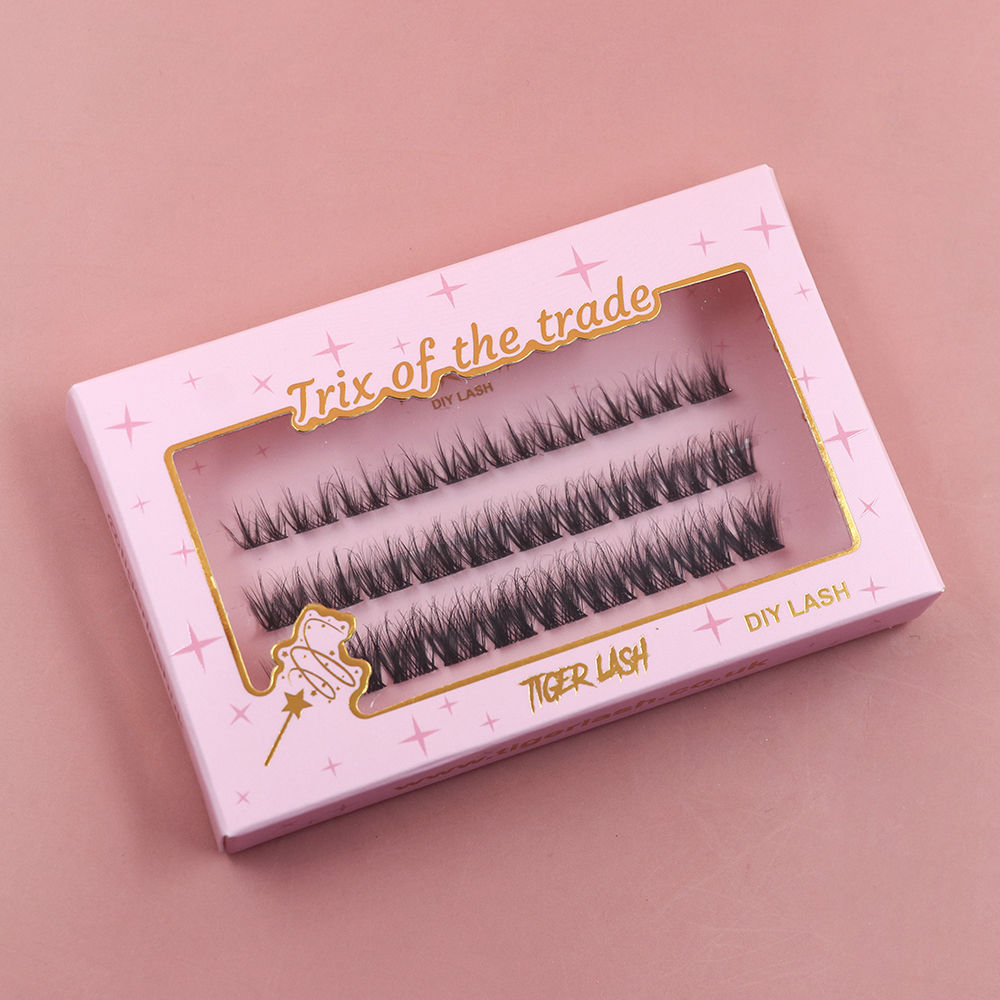 ''Trix Of The Trade'' DIY Lashes Style 'Aura'