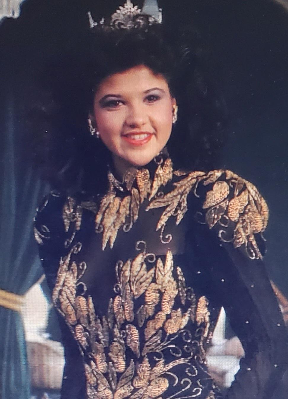 1990 Nahir Locklear.gif