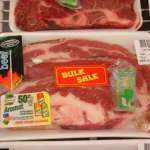 Cubes_on_meat_with_leaflet