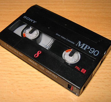 cassettes vidéo 8