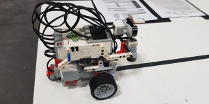 Concours-Robocup-Junior-France-Bordeaux-Lac-1-2-Juin-2019-050-300x150.jpg