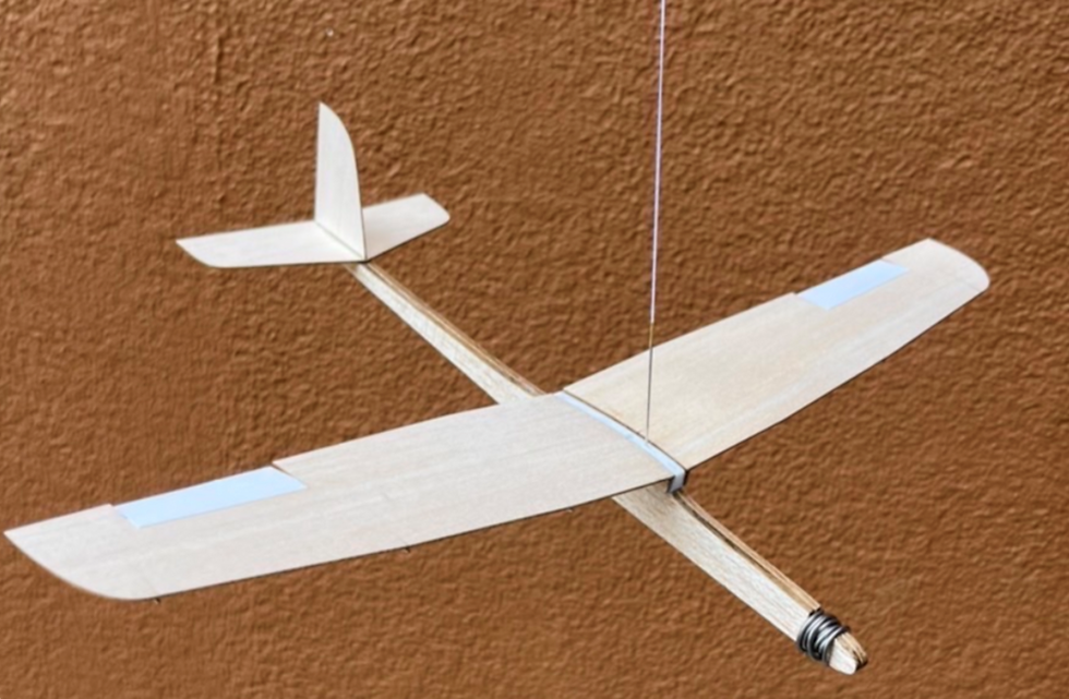 バルサ飛行機製作体験