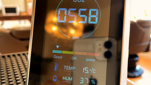 二酸化炭素濃度計を設置しました