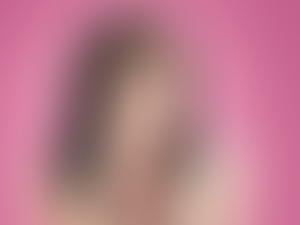 Lisa Kleypas: From Pageant Stage to Romance Royalty