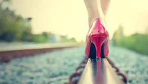 DONNE, FEMMINE e MADONNE 