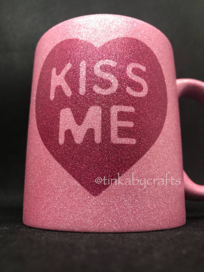 Thumbnail: KISS ME - pink heart mug