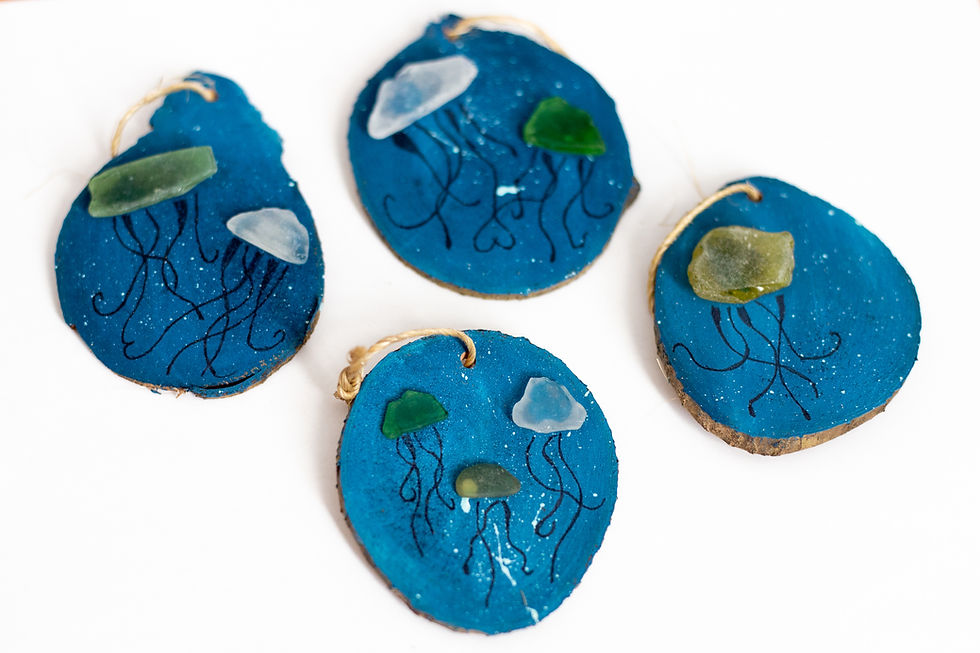 Thumbnail: Sea glass Ornament - Jellyfish