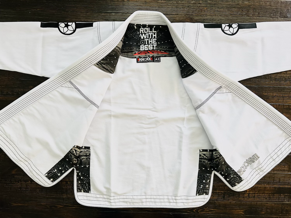 Roll With The Best “RWTB v2” Competition Gi is now available