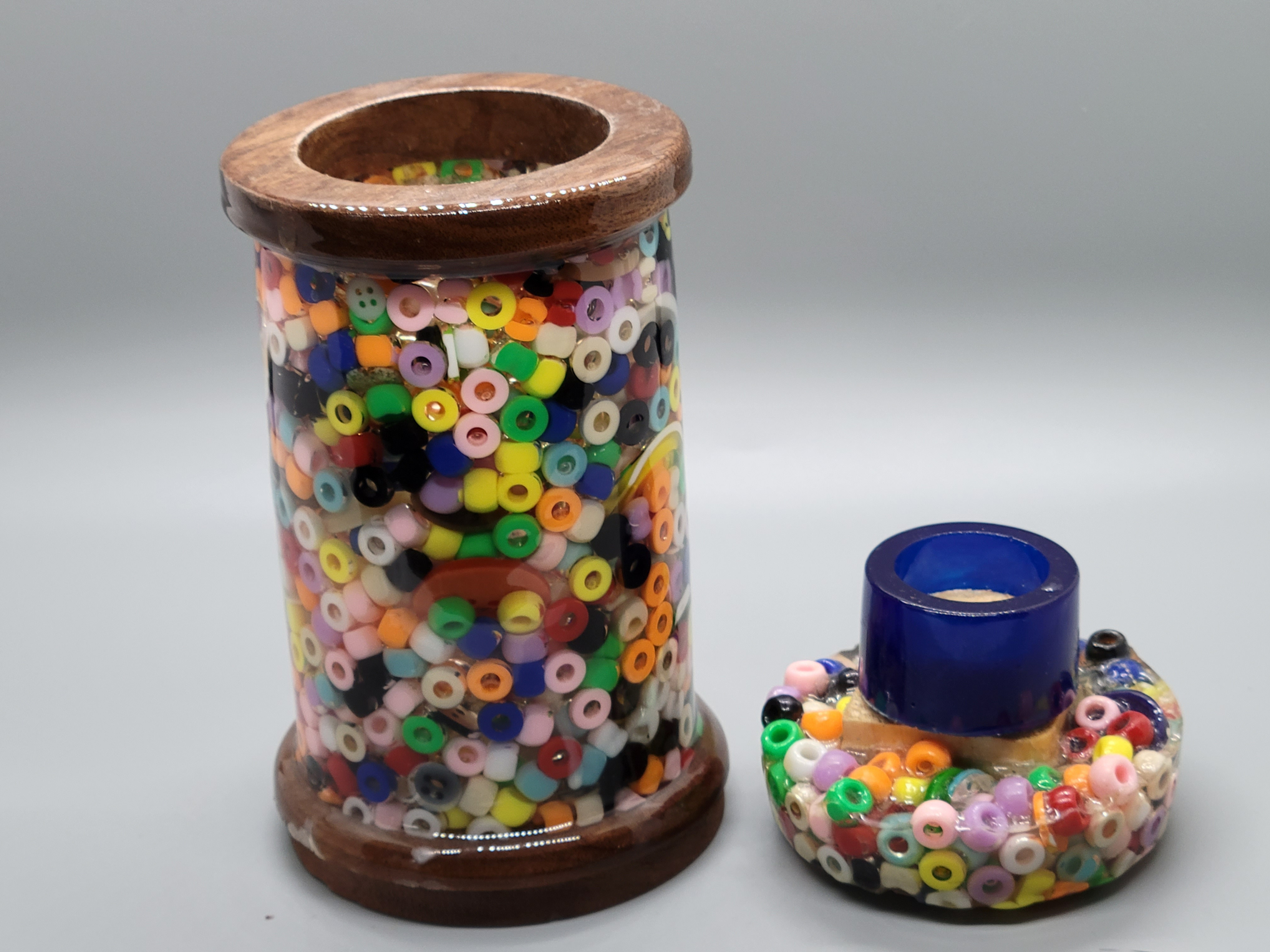 Lidded pot