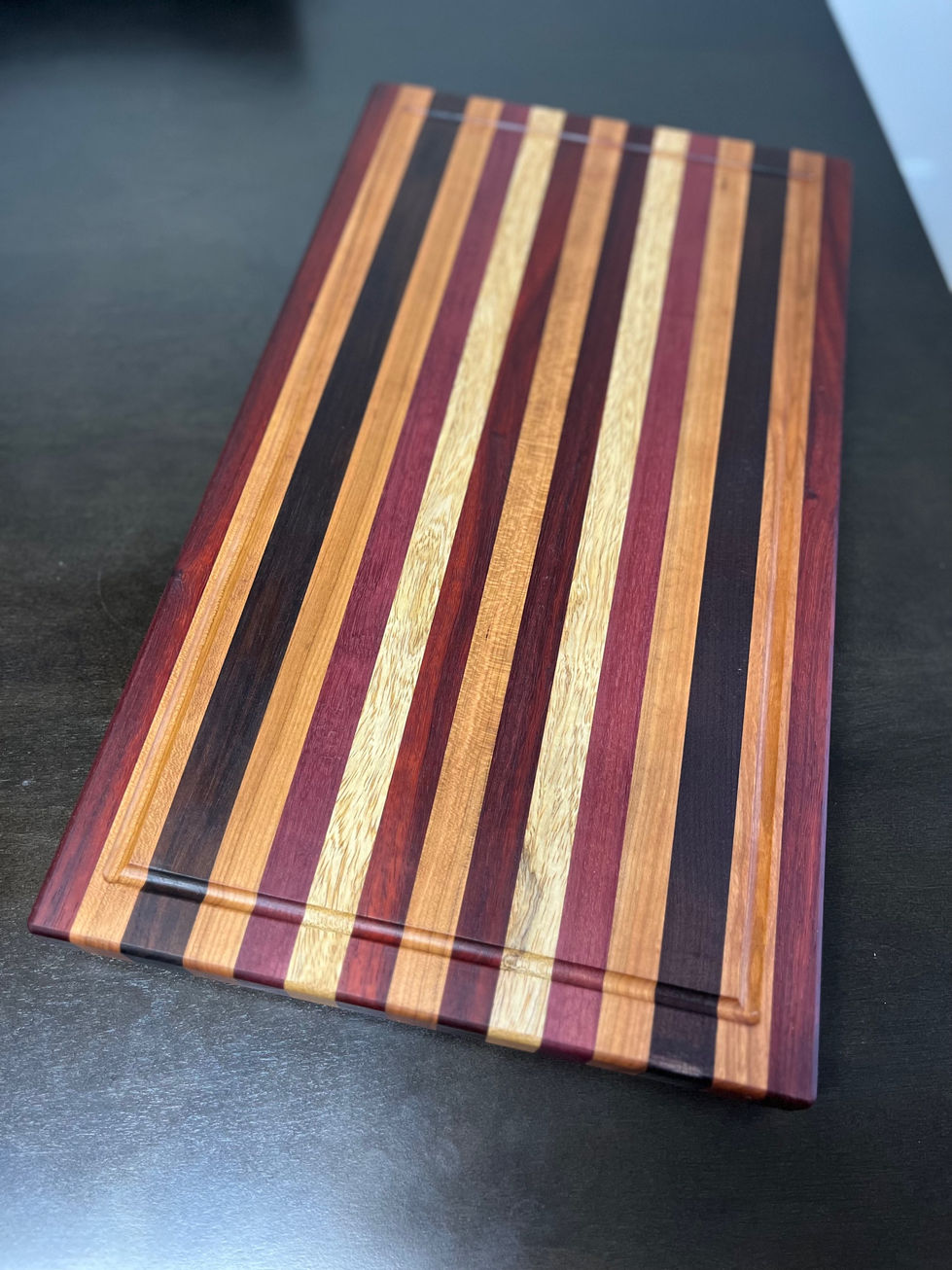 Handcrafted Edge Grain Cutting Board