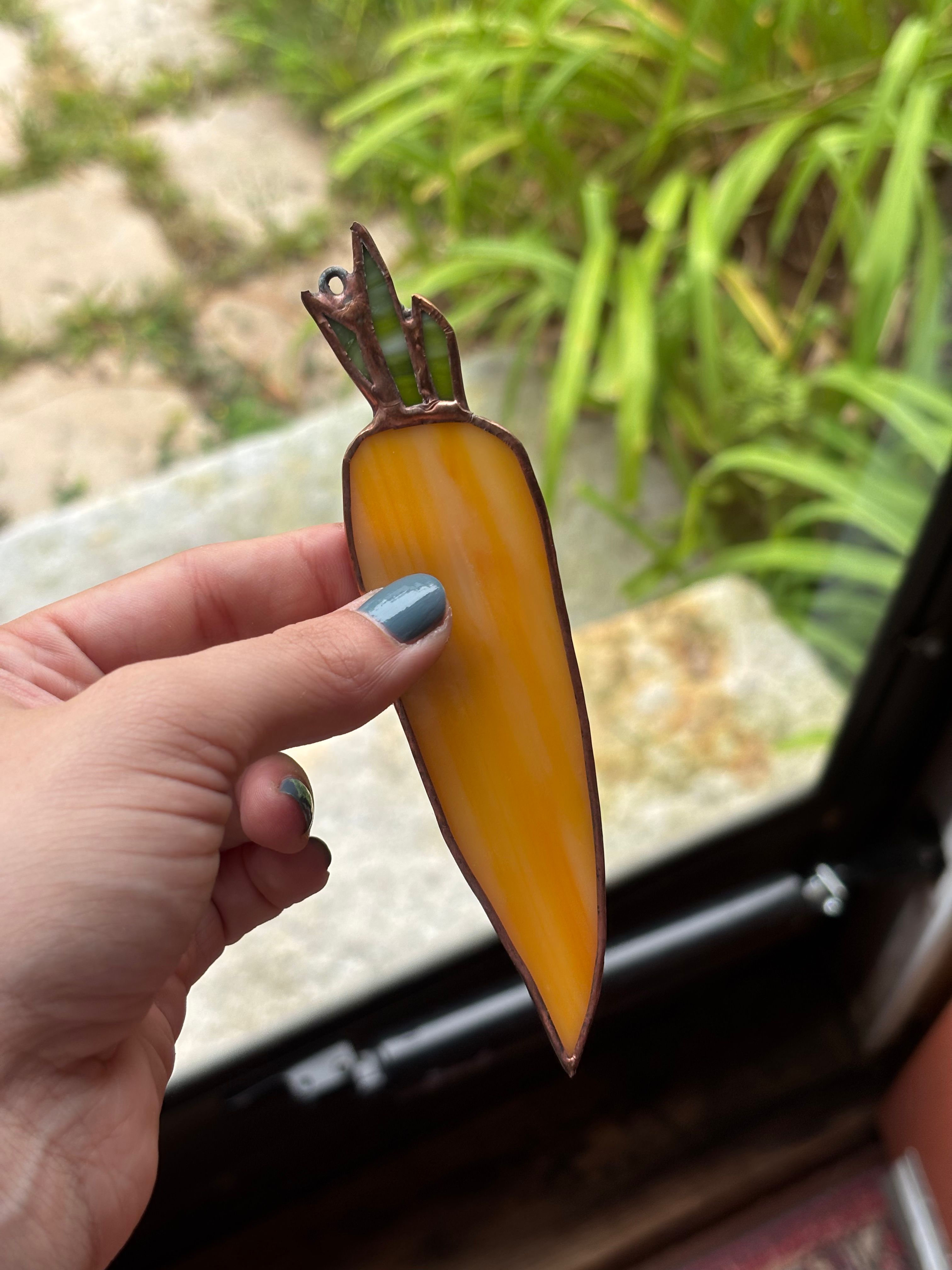 Carrot Sun-catcher