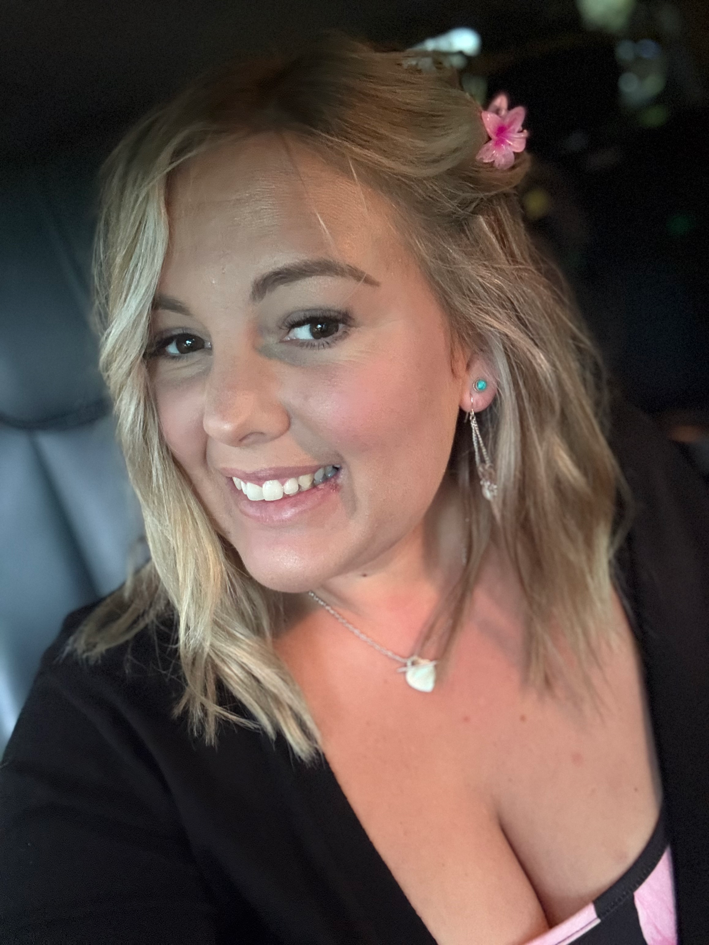 Writer: theladoggroomers